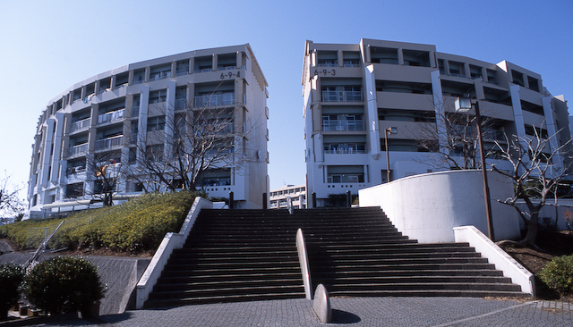 まあるい団地。